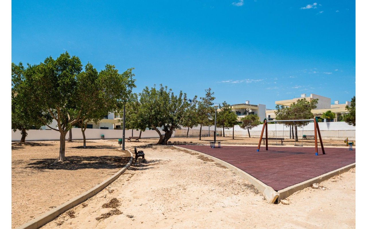 Resale - Villa - Los Montesinos