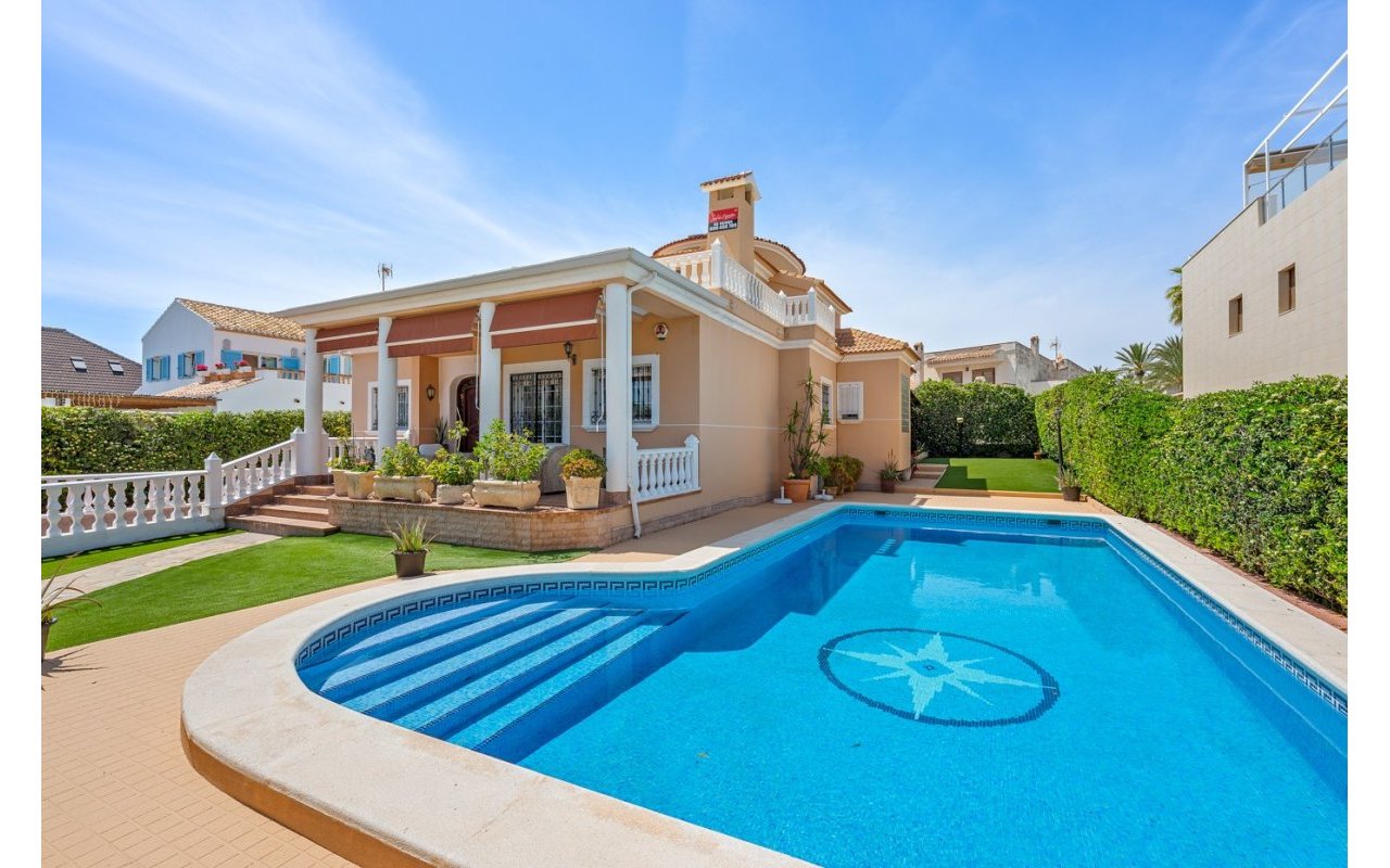 Reventa - Villa - Torrevieja - La Mata
