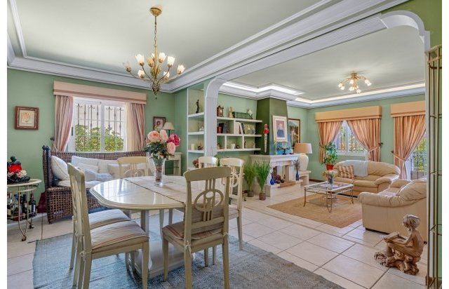 Reventa - Villa - Torrevieja - La Mata