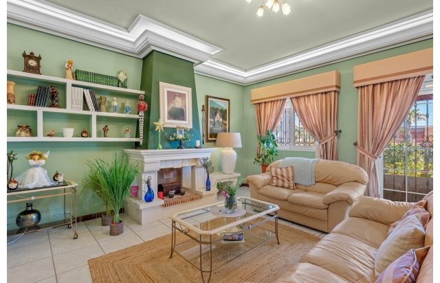 Reventa - Villa - Torrevieja - La Mata