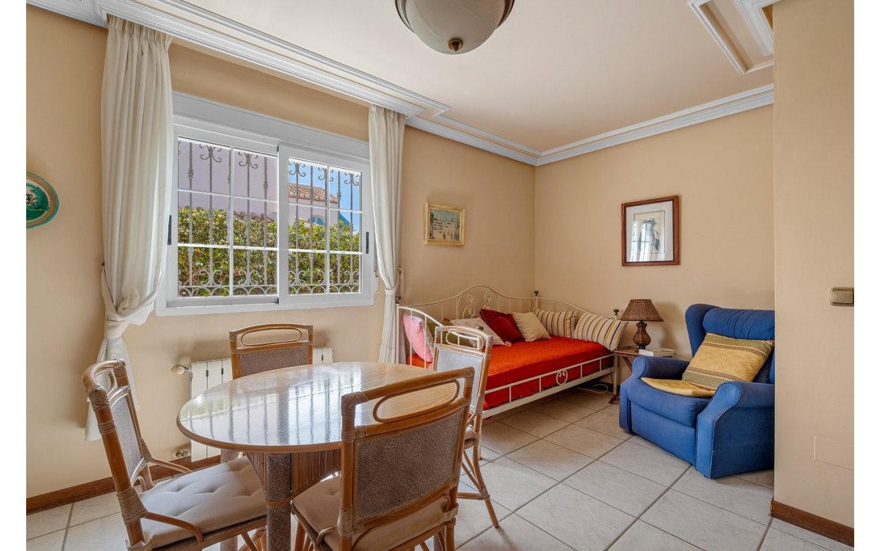 Reventa - Villa - Torrevieja - La Mata