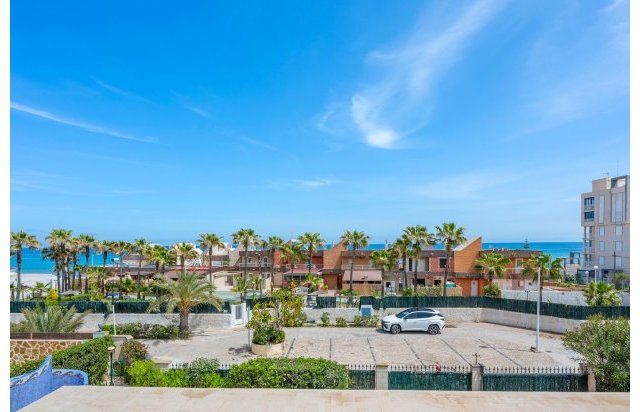 Reventa - Villa - Torrevieja - La Mata