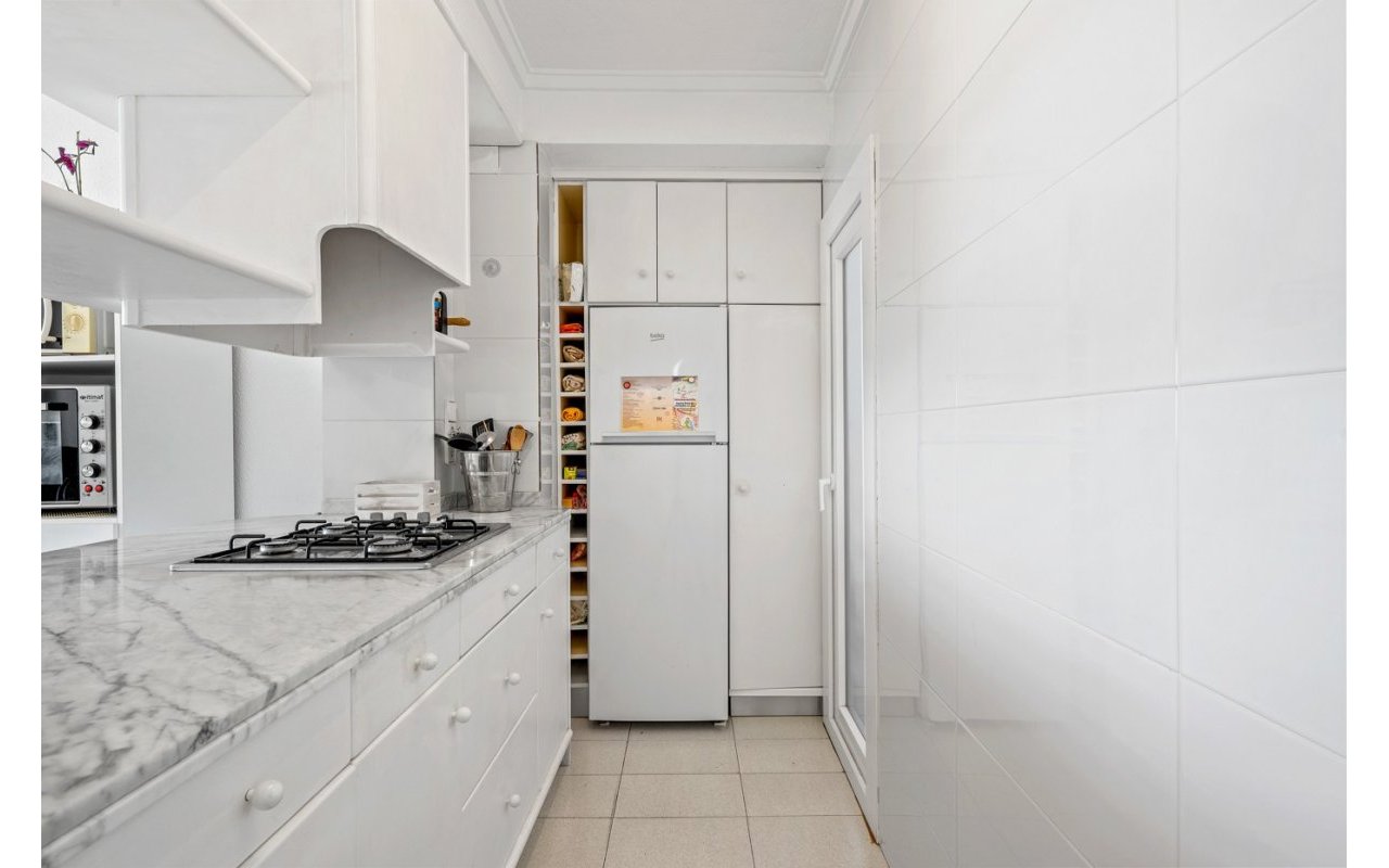Resale - Apartment - Santa Pola