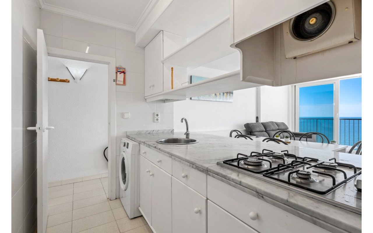 Resale - Apartment - Santa Pola