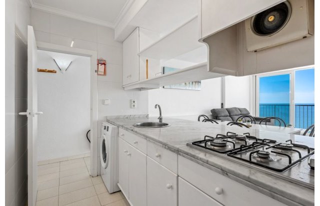 Resale - Apartment - Santa Pola