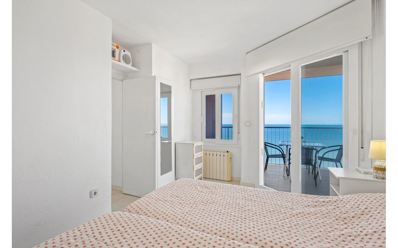Resale - Apartment - Santa Pola