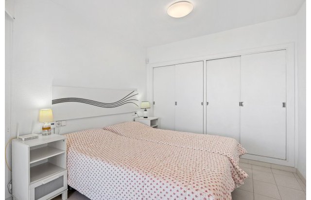 Resale - Apartment - Santa Pola