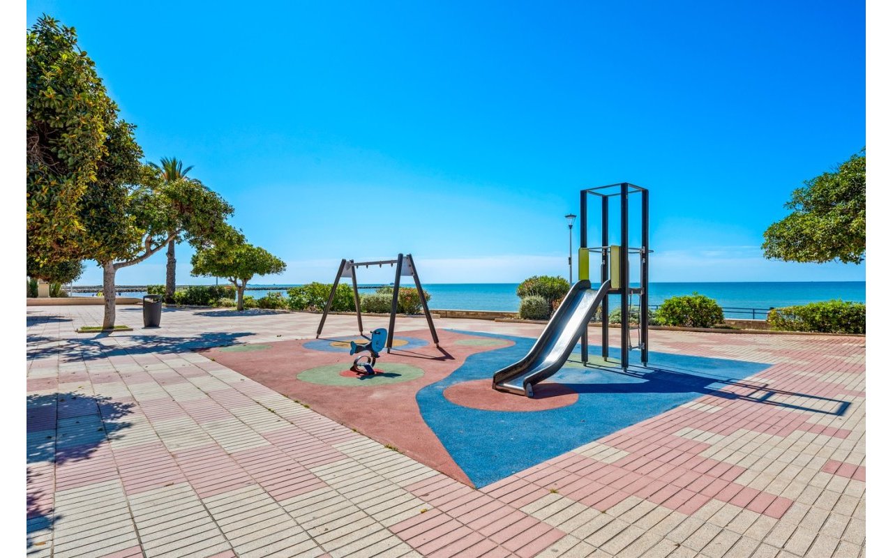 Resale - Apartment - Santa Pola