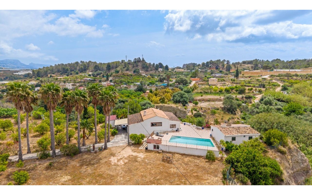 Resale - Country estate - La Nucía