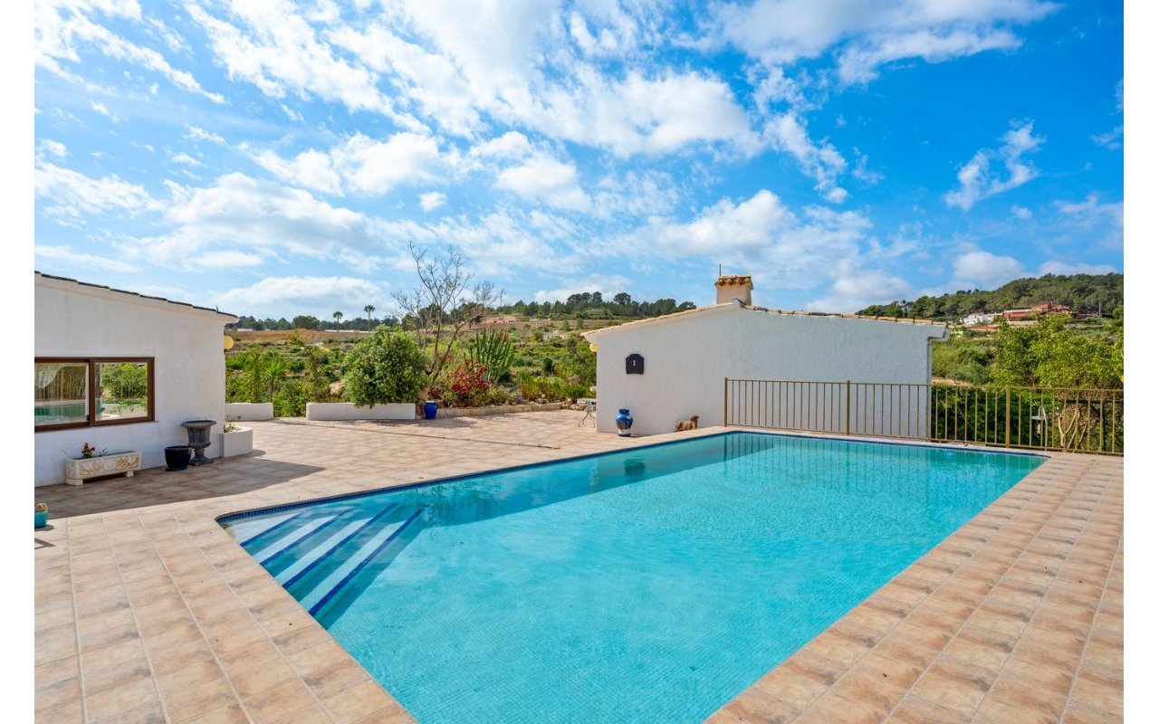 Resale - Country estate - La Nucía