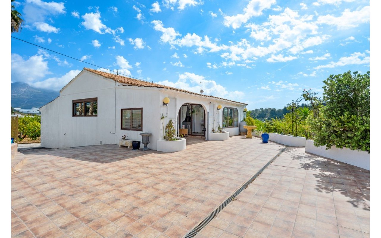 Resale - Country estate - La Nucía