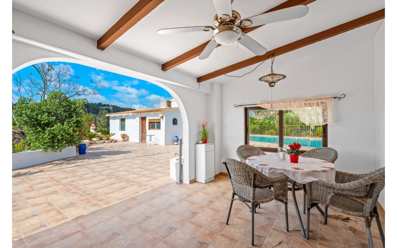 Resale - Country estate - La Nucía