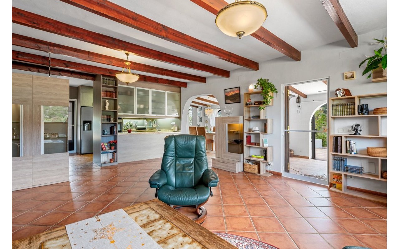 Resale - Country estate - La Nucía