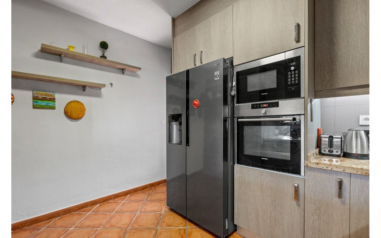 Resale - Country estate - La Nucía