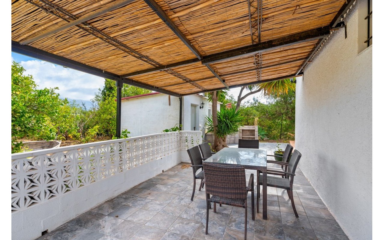 Resale - Country estate - La Nucía