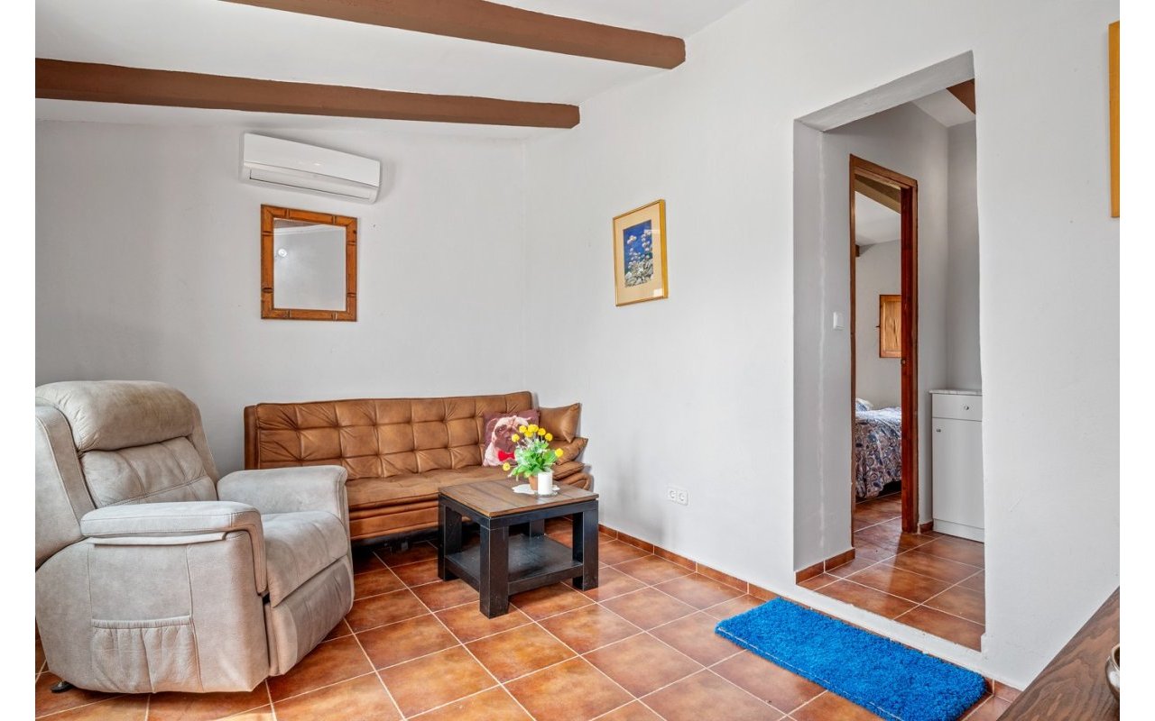 Resale - Country estate - La Nucía