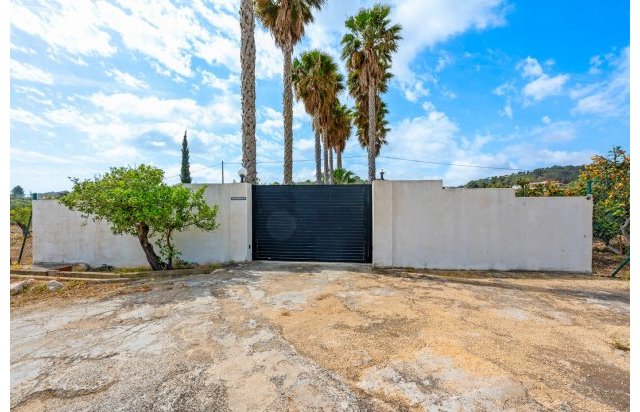 Resale - Country estate - La Nucía