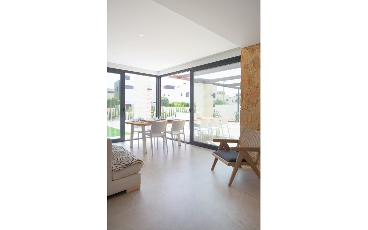 Obra nueva - Villa - Orihuela Costa - Campoamor