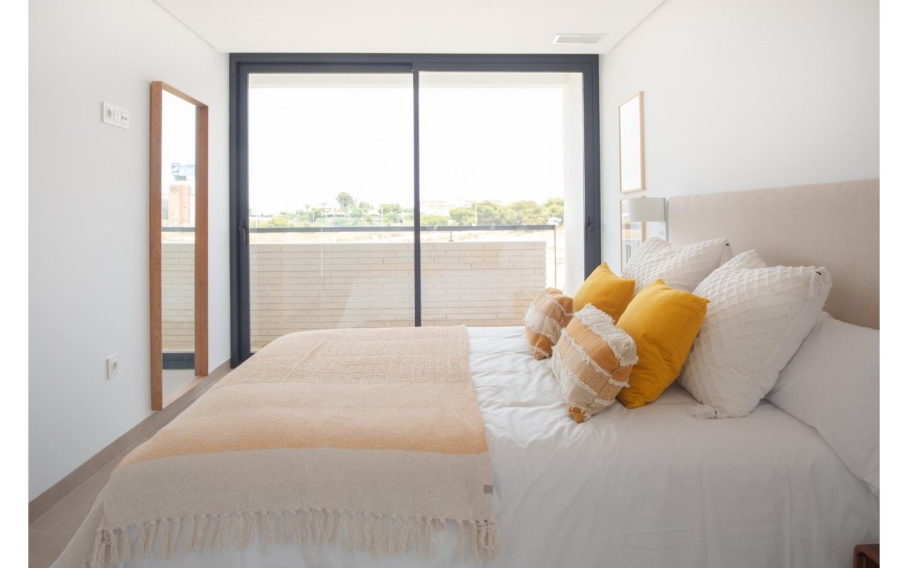 Obra nueva - Villa - Orihuela Costa - Campoamor