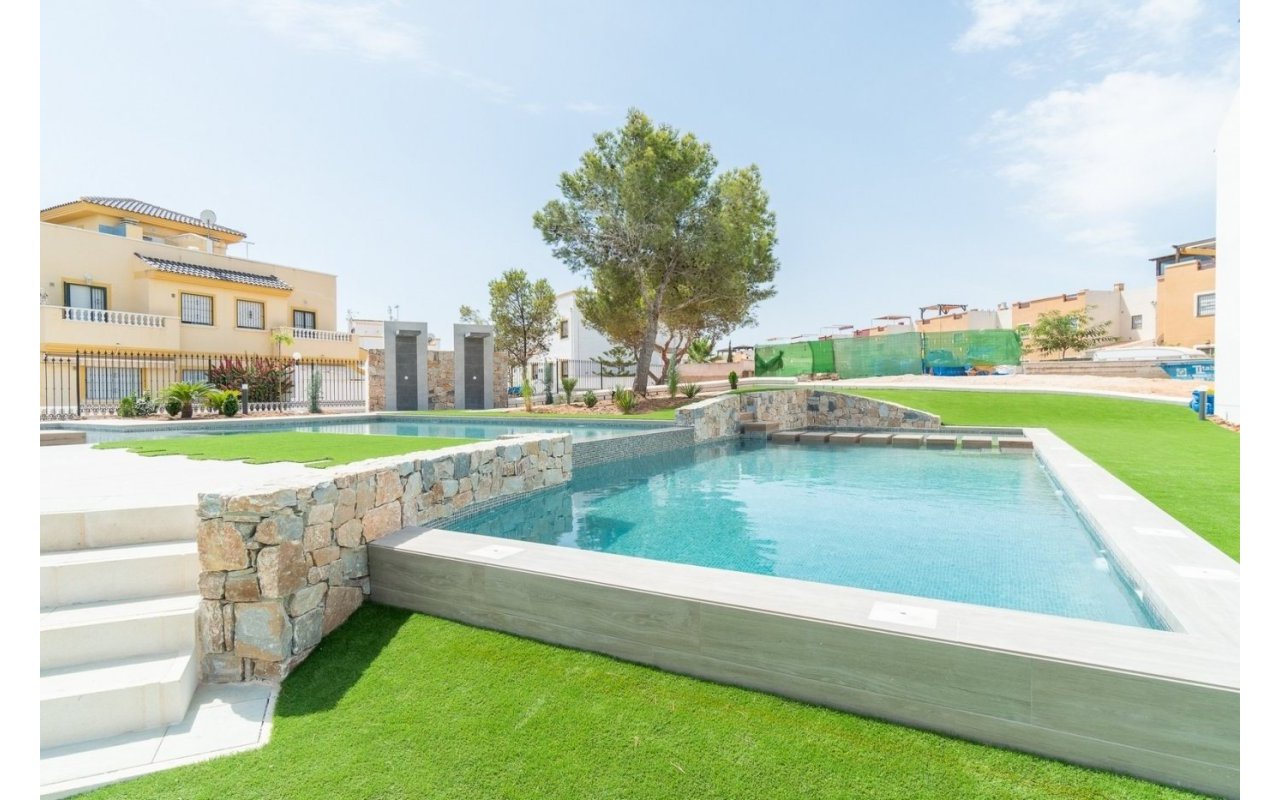 Obra nueva - Bungalow - Torrevieja - Los Balcones