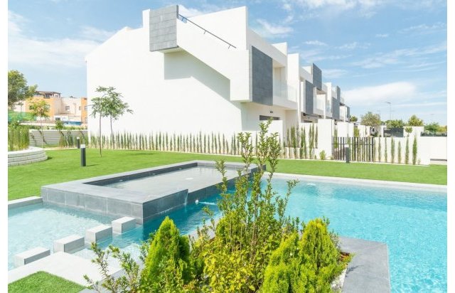Obra nueva - Bungalow - Torrevieja - Los Balcones
