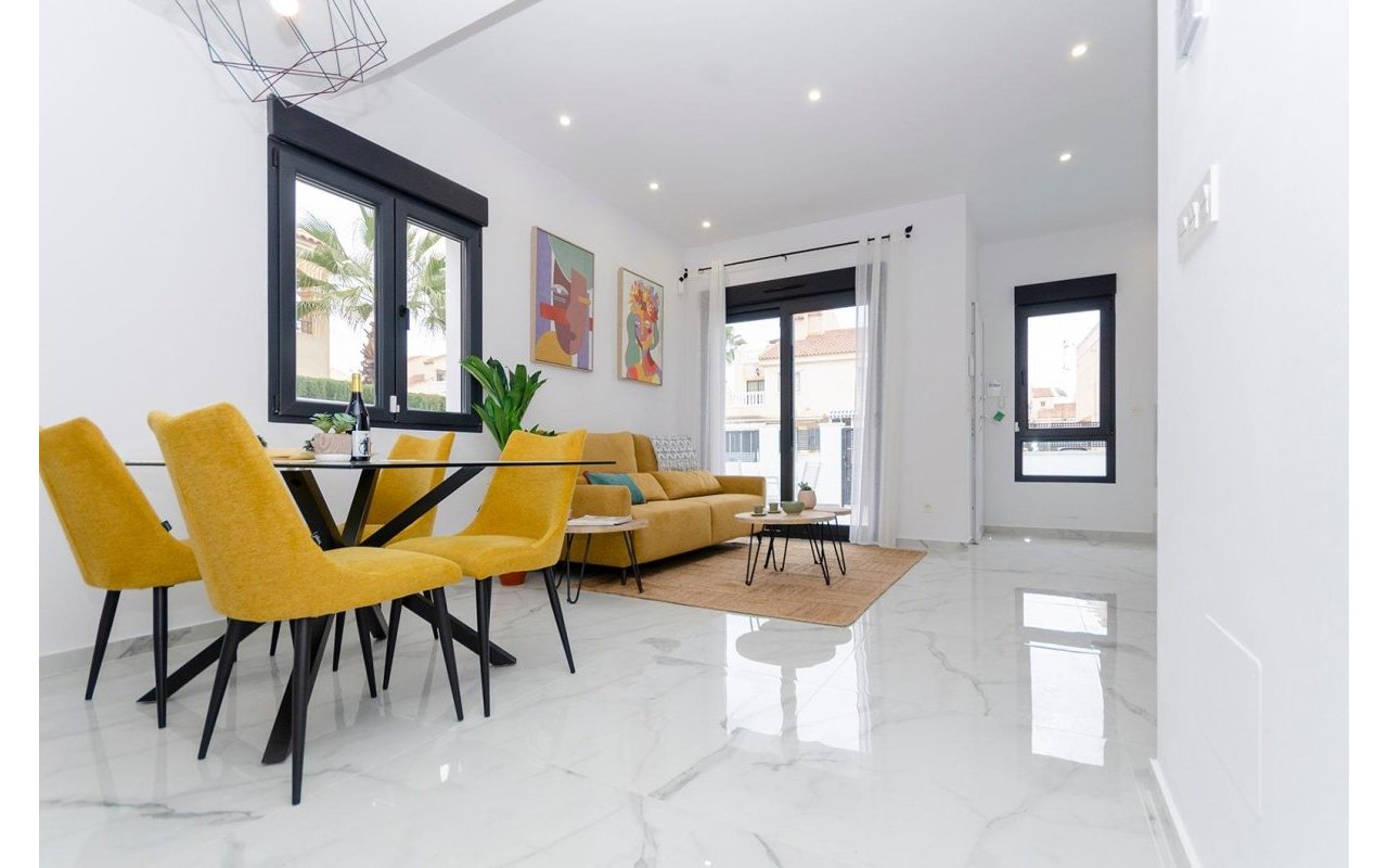 Obra nueva - Villa - Torrevieja - Torretas