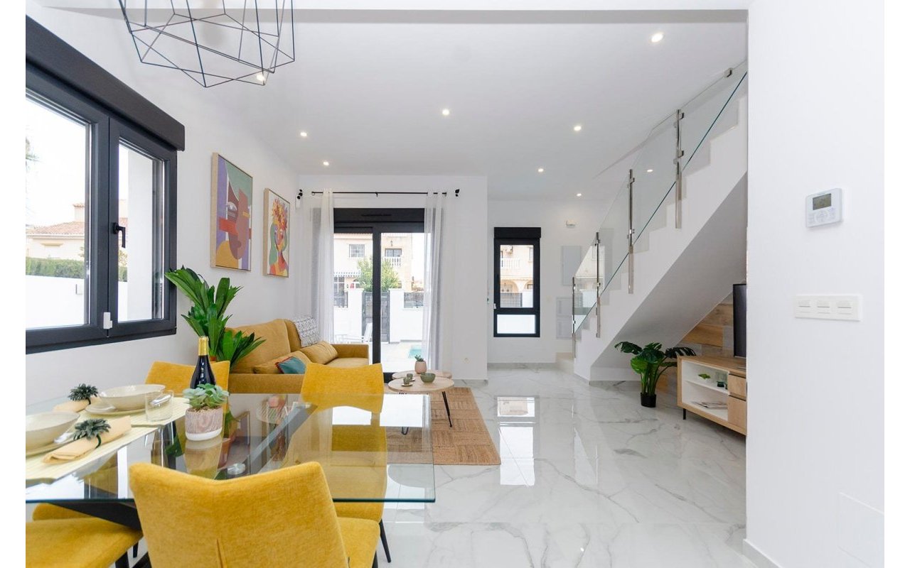 Obra nueva - Villa - Torrevieja - Torretas