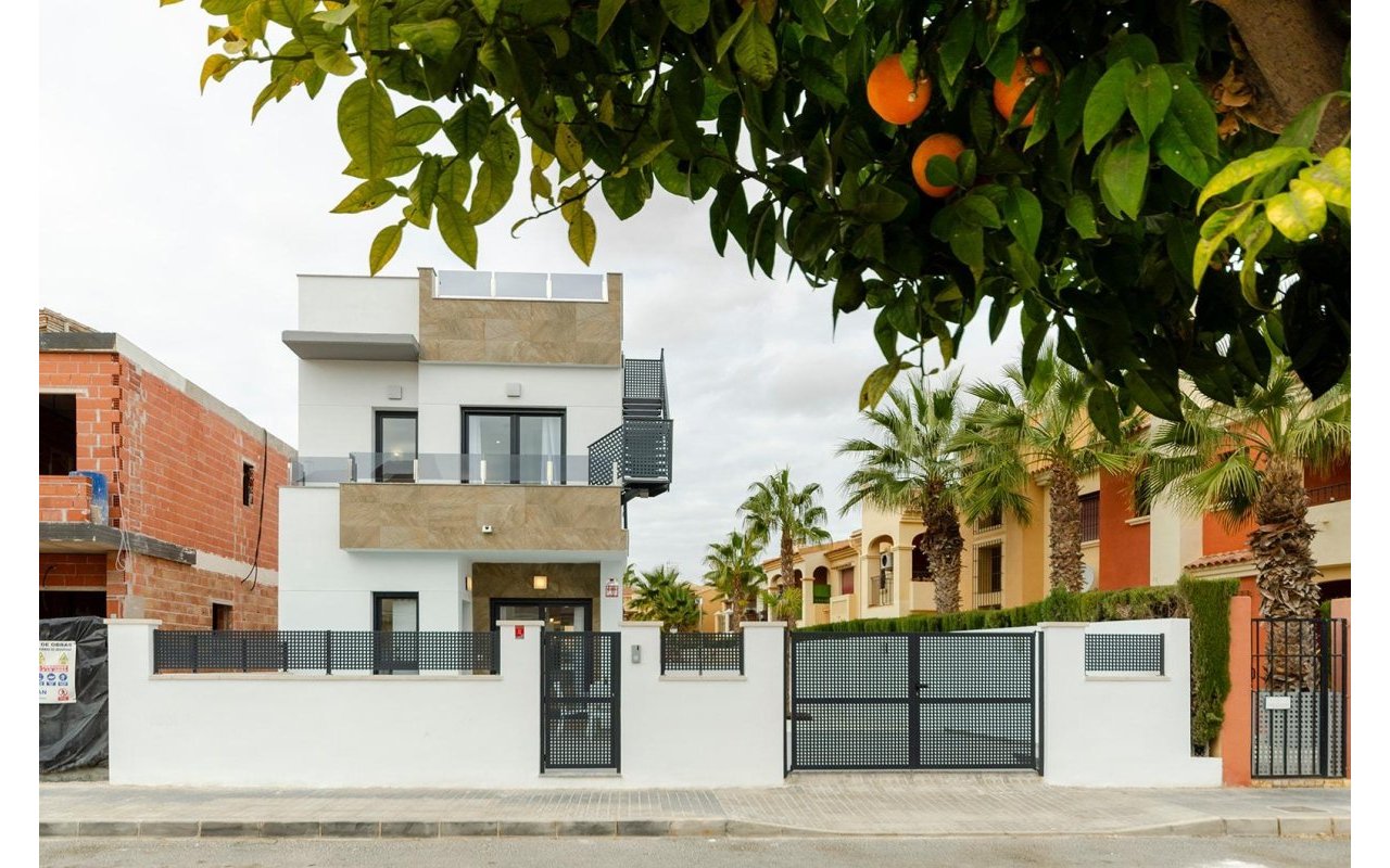 Obra nueva - Villa - Torrevieja - Torretas