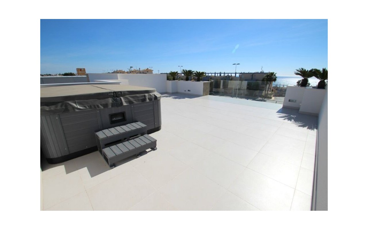 Obra nueva - Villa - Orihuela Costa - Campoamor
