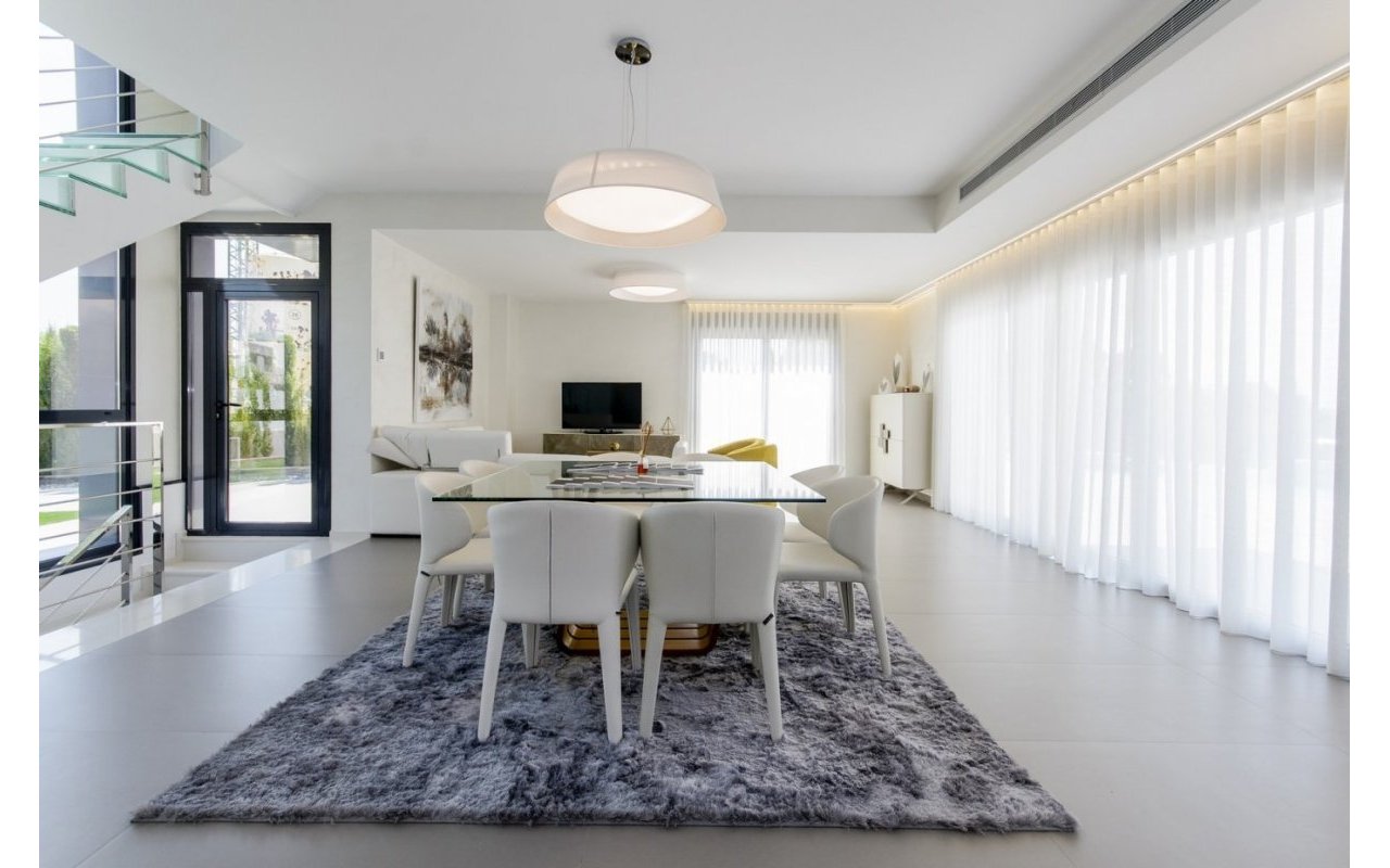 Obra nueva - Villa - Orihuela Costa - Campoamor
