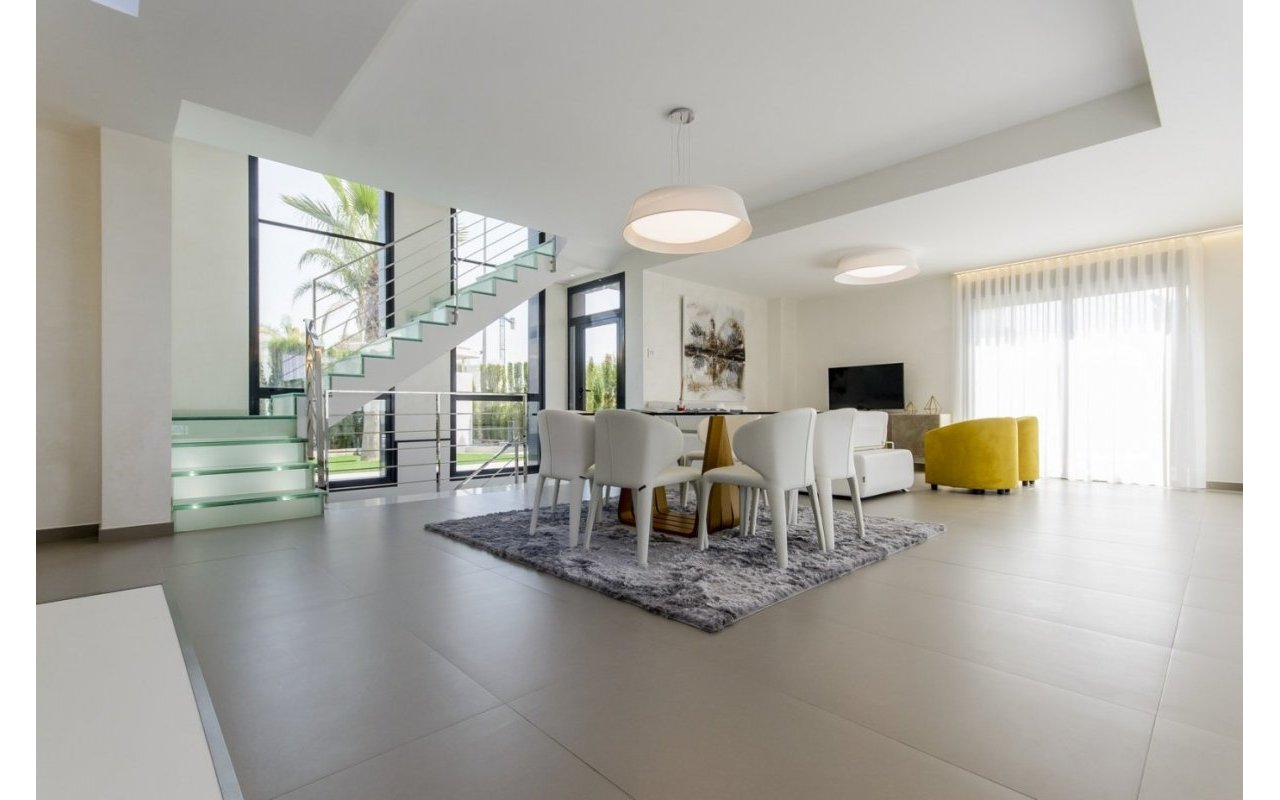 Obra nueva - Villa - Orihuela Costa - Campoamor