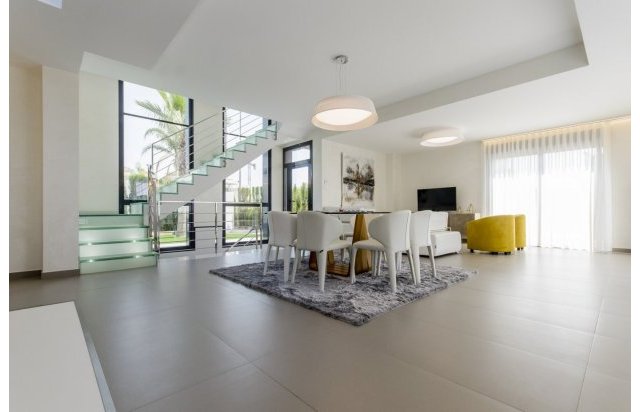 Obra nueva - Villa - Orihuela Costa - Campoamor