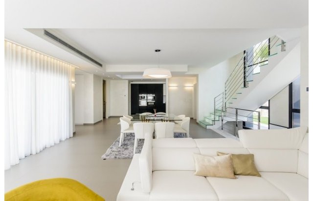 Obra nueva - Villa - Orihuela Costa - Campoamor