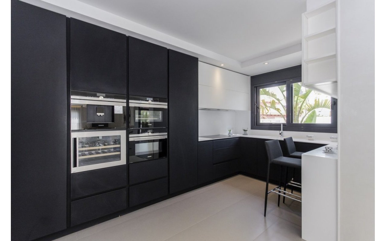 Obra nueva - Villa - Orihuela Costa - Campoamor
