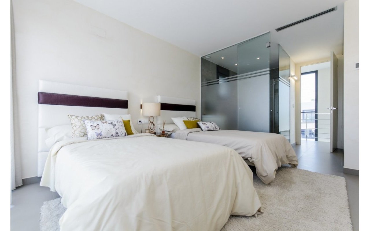 Obra nueva - Villa - Orihuela Costa - Campoamor