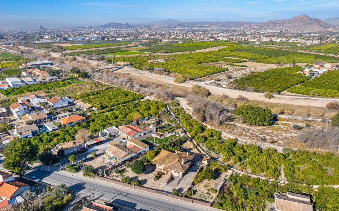 Reventa - Finca - Beniel - Carretera de Beniel