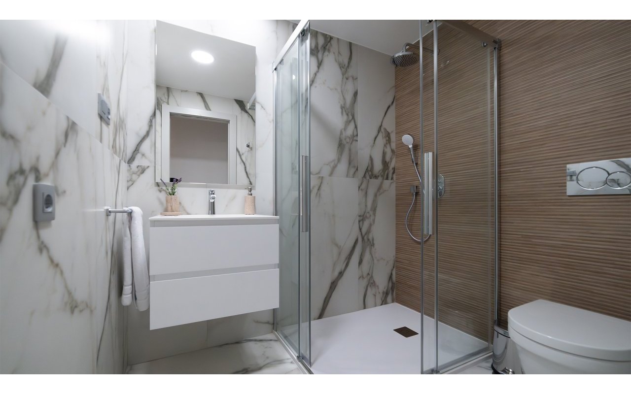 Obra nueva - Piso - Benidorm - Spain