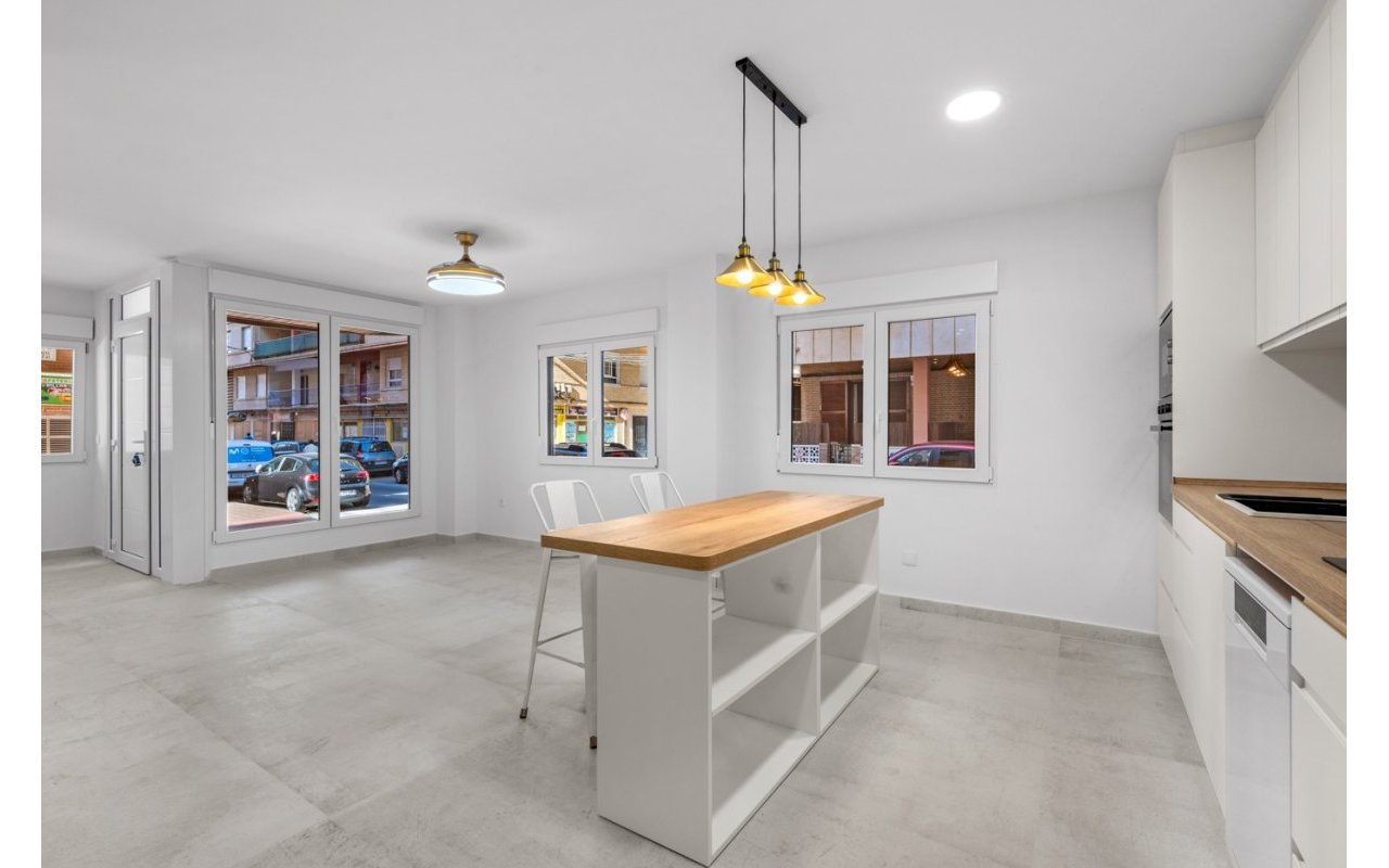 Rynek wtórny - Apartament - Torrevieja - Playa del Acequión