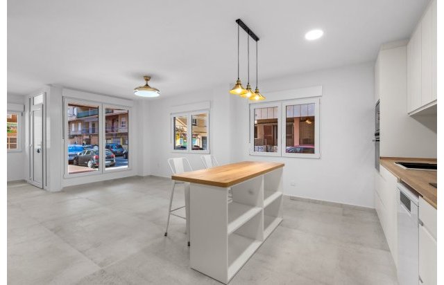 Rynek wtórny - Apartament - Torrevieja - Playa del Acequión