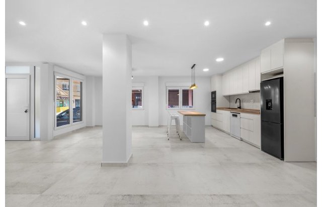 Rynek wtórny - Apartament - Torrevieja - Playa del Acequión