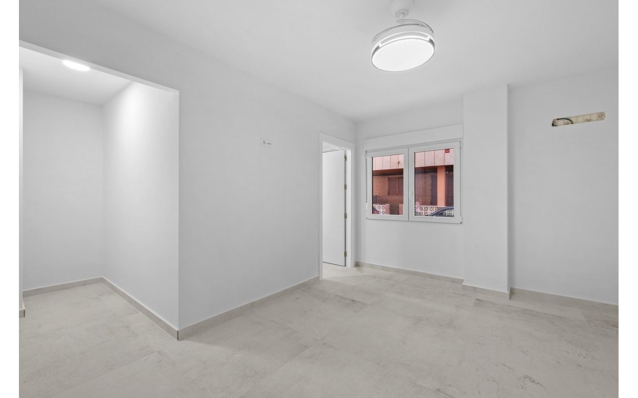 Rynek wtórny - Apartament - Torrevieja - Playa del Acequión