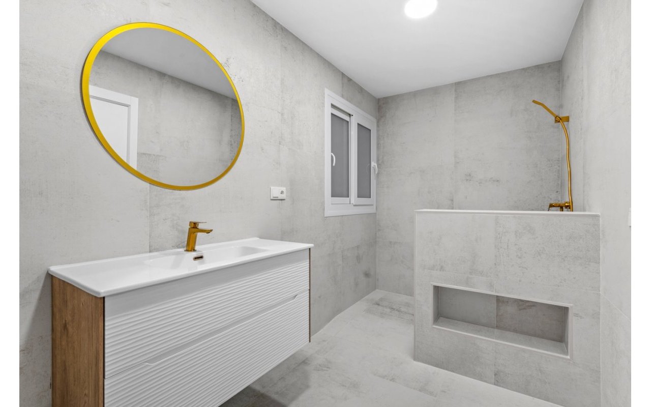 Rynek wtórny - Apartament - Torrevieja - Playa del Acequión