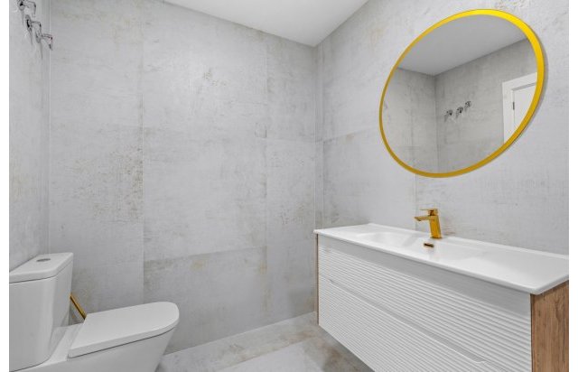 Rynek wtórny - Apartament - Torrevieja - Playa del Acequión