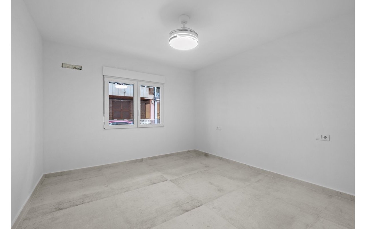 Rynek wtórny - Apartament - Torrevieja - Playa del Acequión