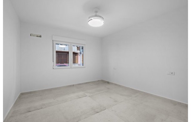 Rynek wtórny - Apartament - Torrevieja - Playa del Acequión