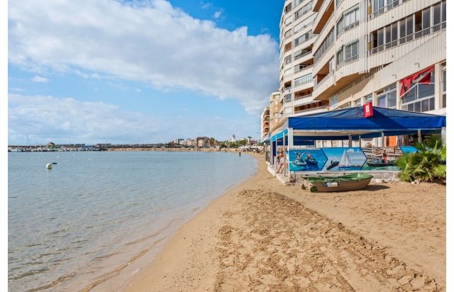 Rynek wtórny - Apartament - Torrevieja - Playa del Acequión
