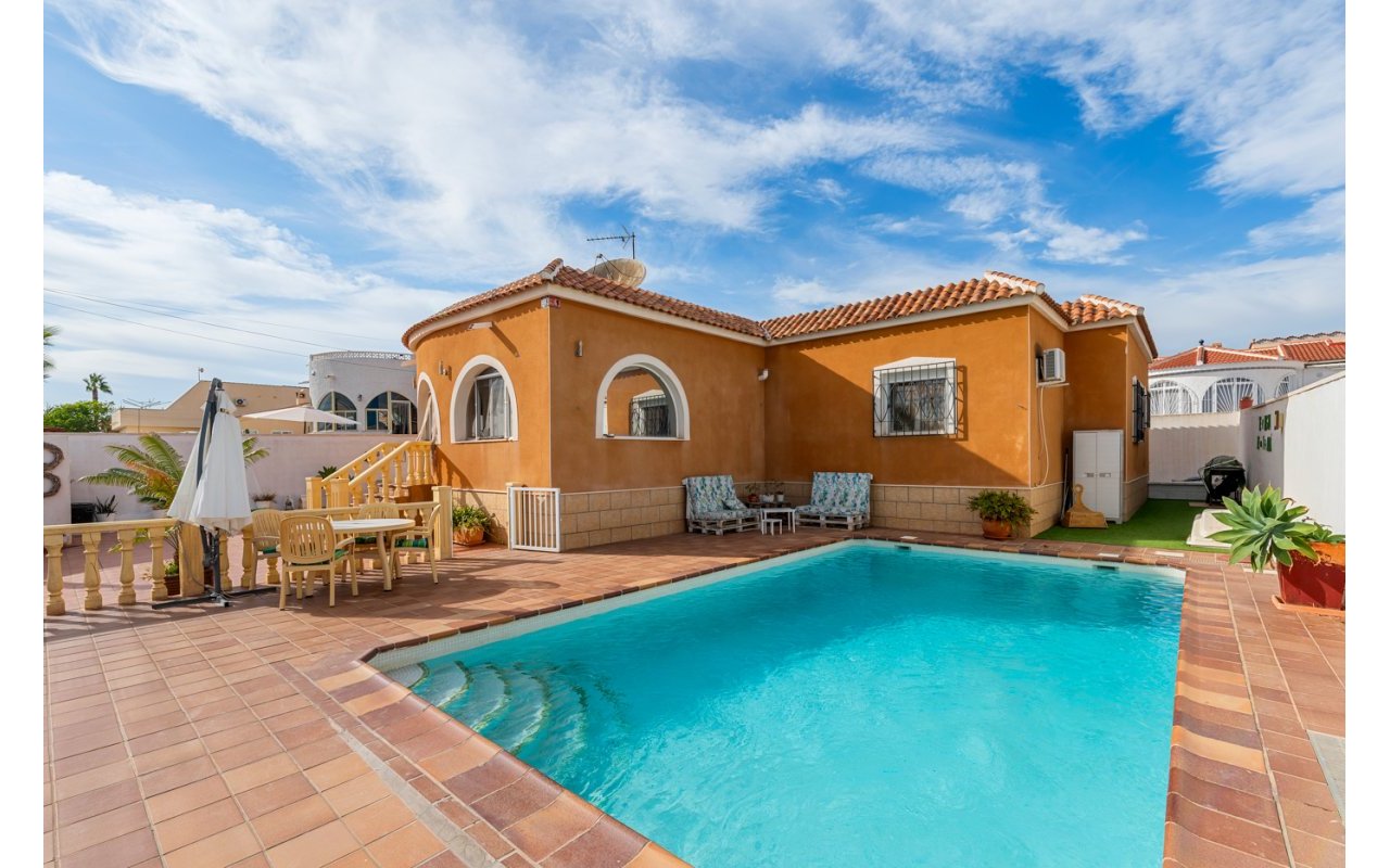 Resale - Villa - Ciudad Quesada - Rojales