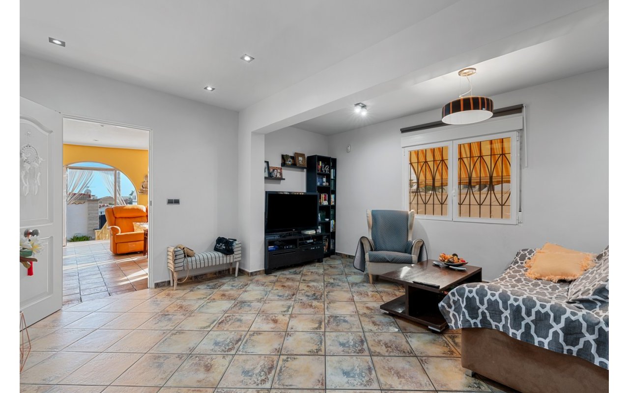 Resale - Villa - Ciudad Quesada - Rojales