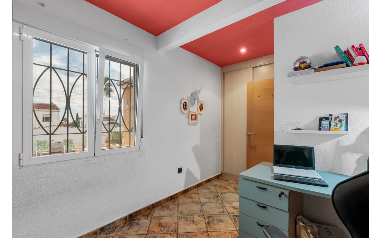Resale - Villa - Ciudad Quesada - Rojales