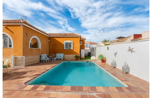 Resale - Villa - Ciudad Quesada - Rojales